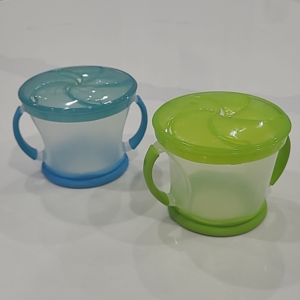 Munchkin Snack Catcher